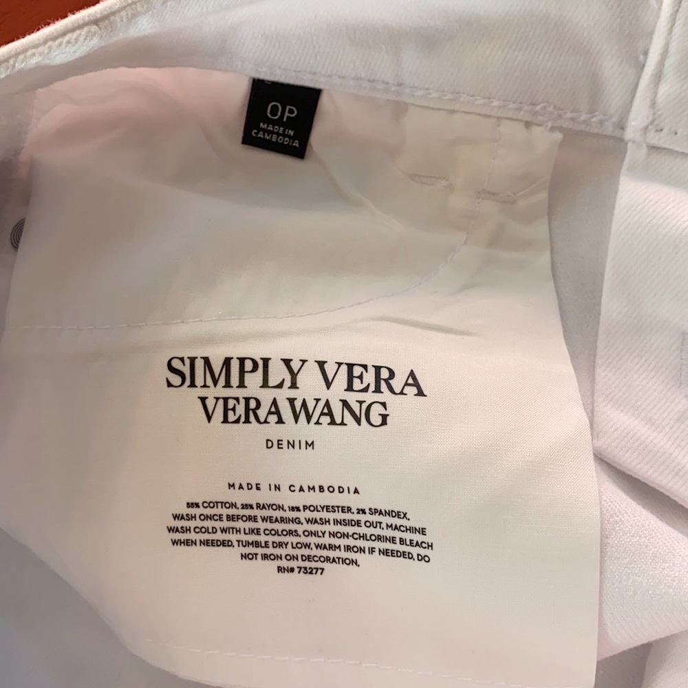 NWT Simply Vera Wang white denim jeans Capri mid rise 0P - Picture 6 of 7